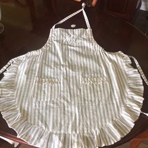 Boutique “Mrs.” Bridal/Wedding Gift Apron